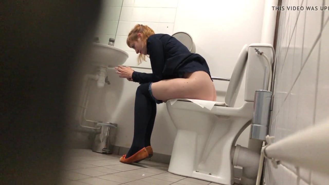 Irish on toilet