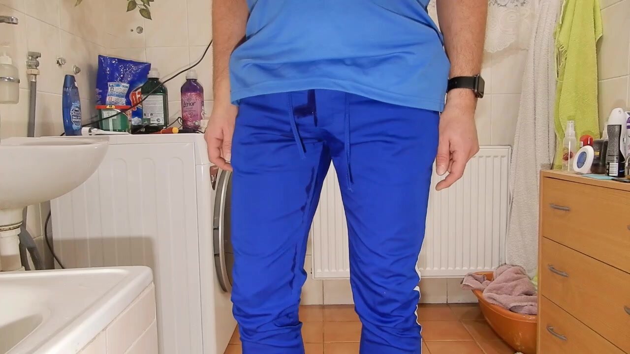 Peeing in new linen pants