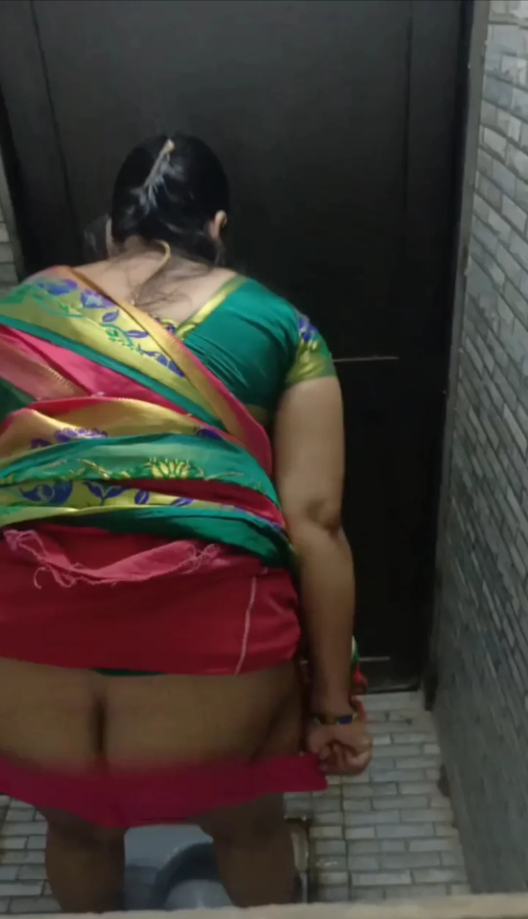 Susu Videos Hd Ladies - INDIAN RICH MAHILA KI SEXY SUSU - ThisVid.com