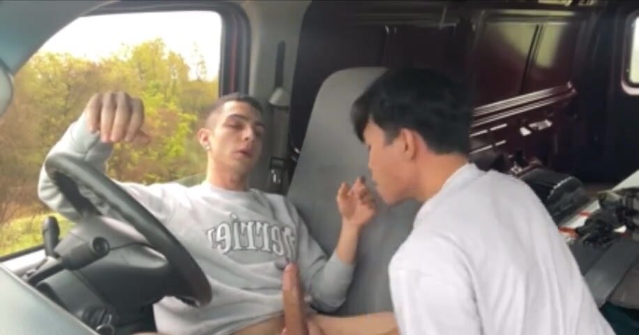 hitchhiker fucked in truck