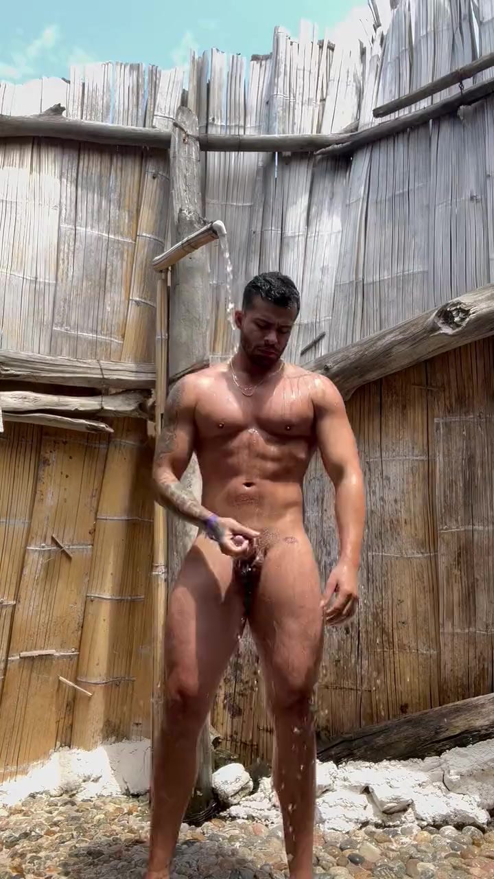 Colombian Muscle Jock Takes A Shower Thisvid Com