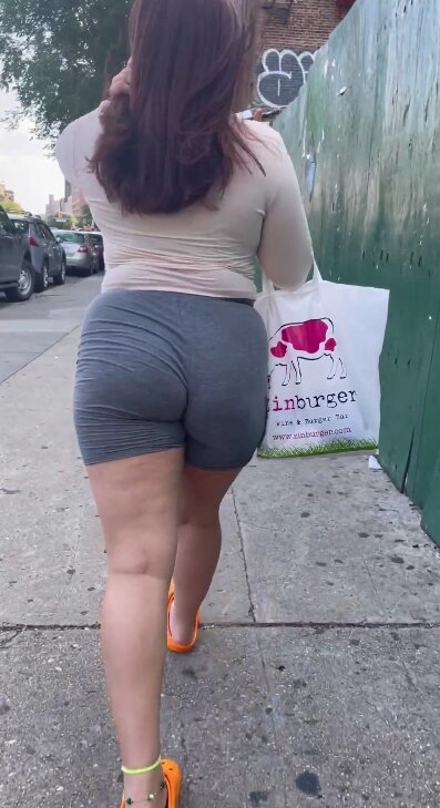 EPIC SWEET JIGGLY THICK WEDGED CHEEKS CANDID CAPTURED