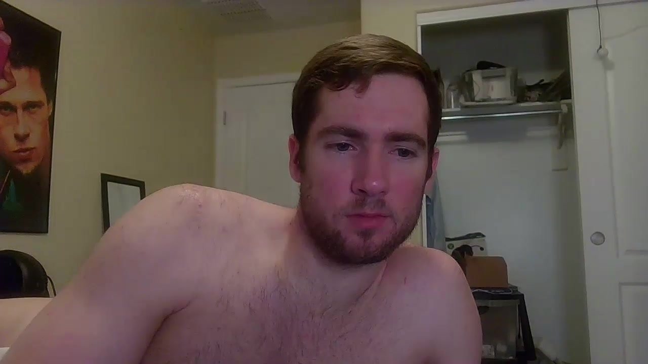 St8 Guy Shows Off His Pink Hole