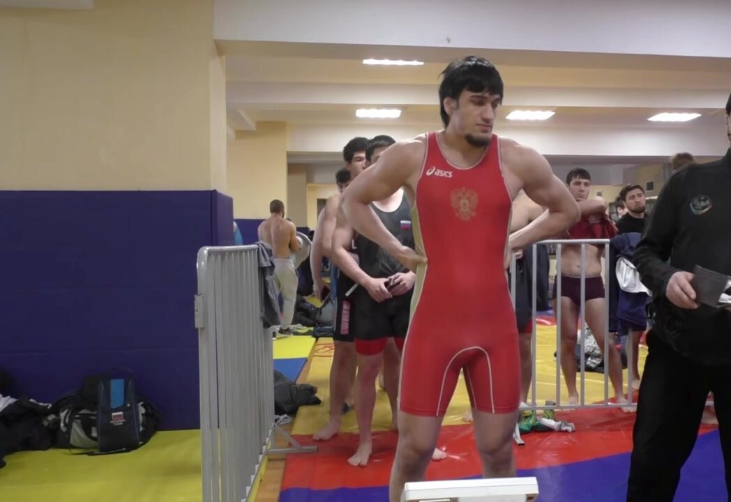Wrestlers Weigh In - video 2