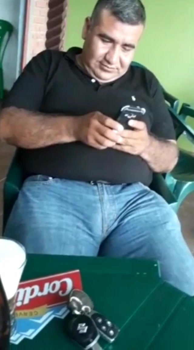 Bulto de señor gordo - video 3