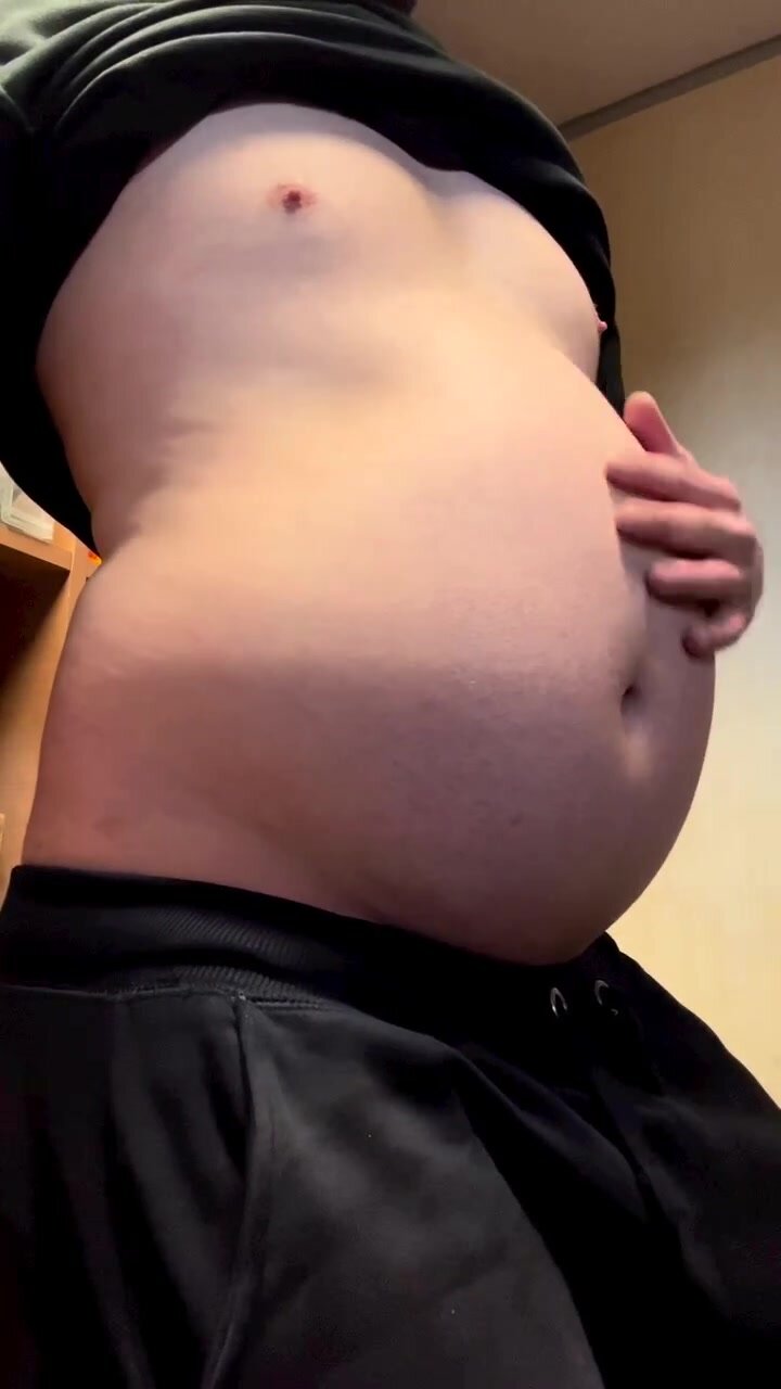 Thelifeofpie91 - Belly Might Have Reached Its Limit