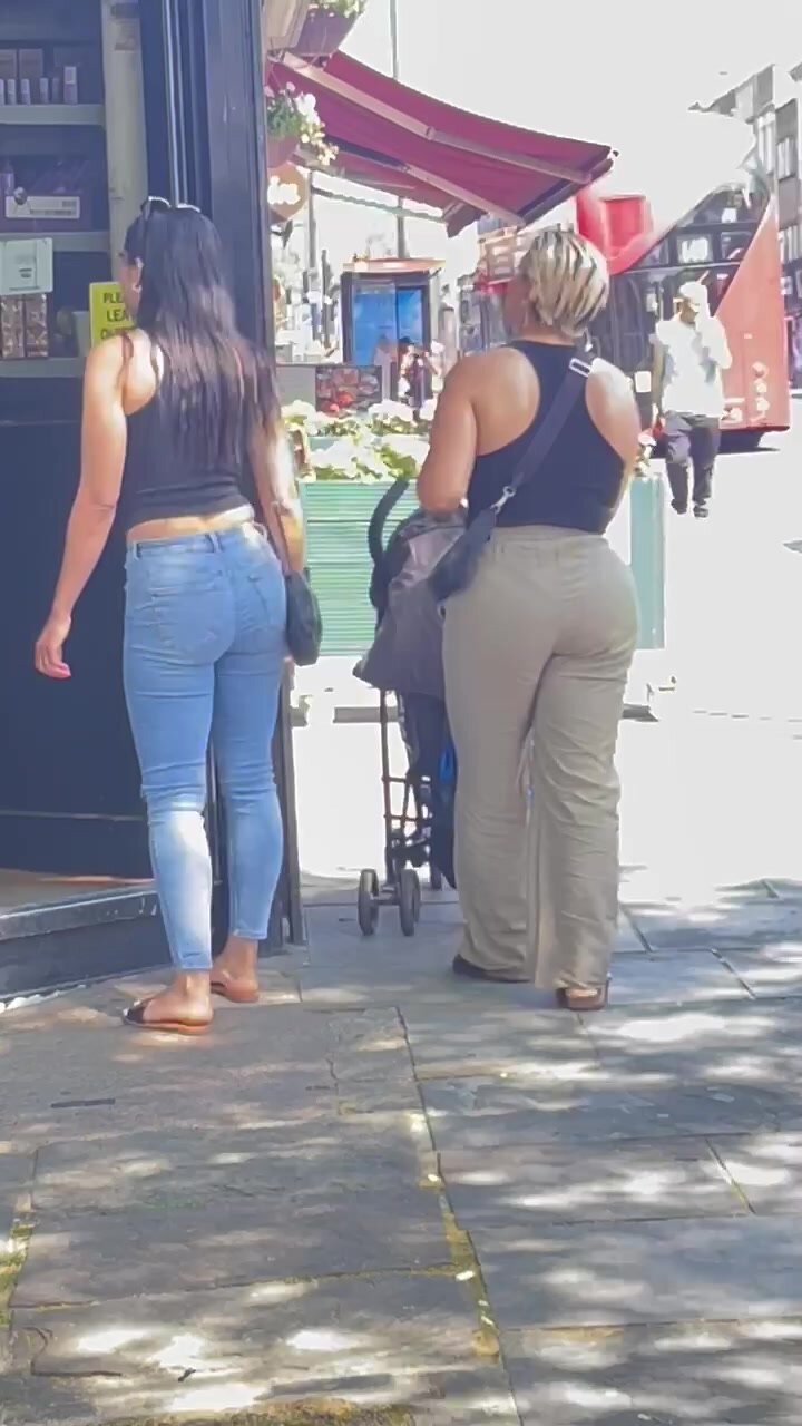 2 sexy milfs in public