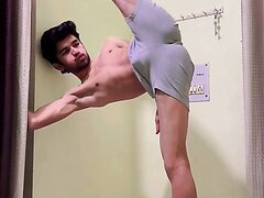 Indian yoga boy asshole exposing through boxer