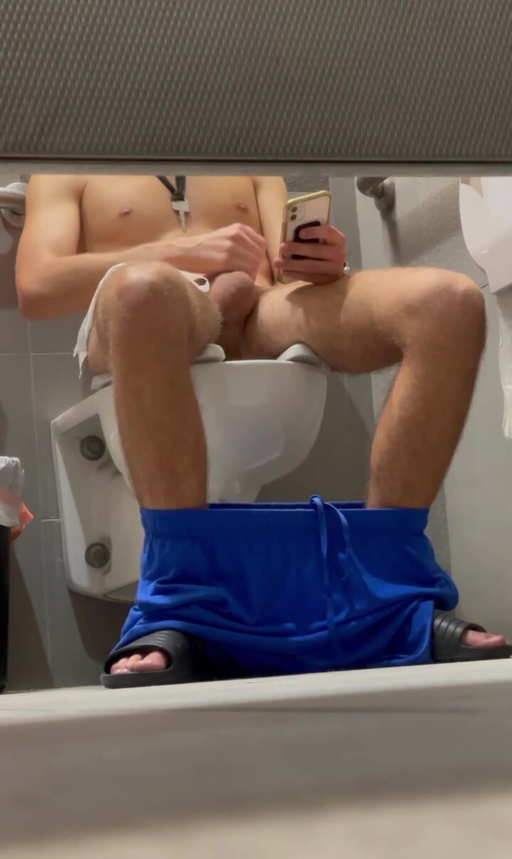 PART2: Young trucker jerking that dick in stall
