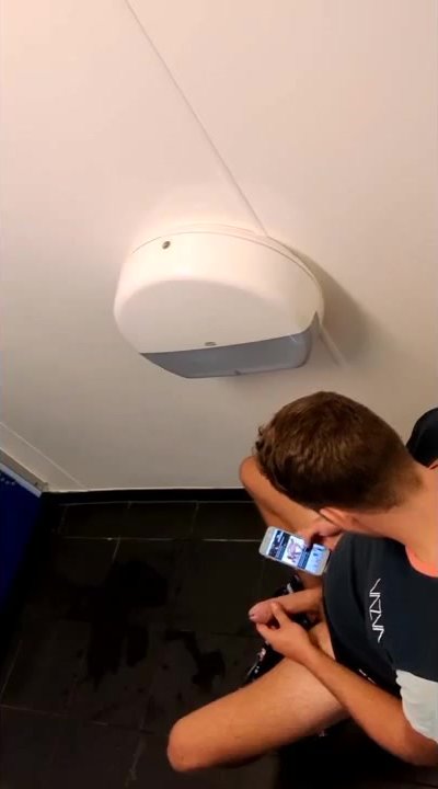 spying on guys wanking in public toilets