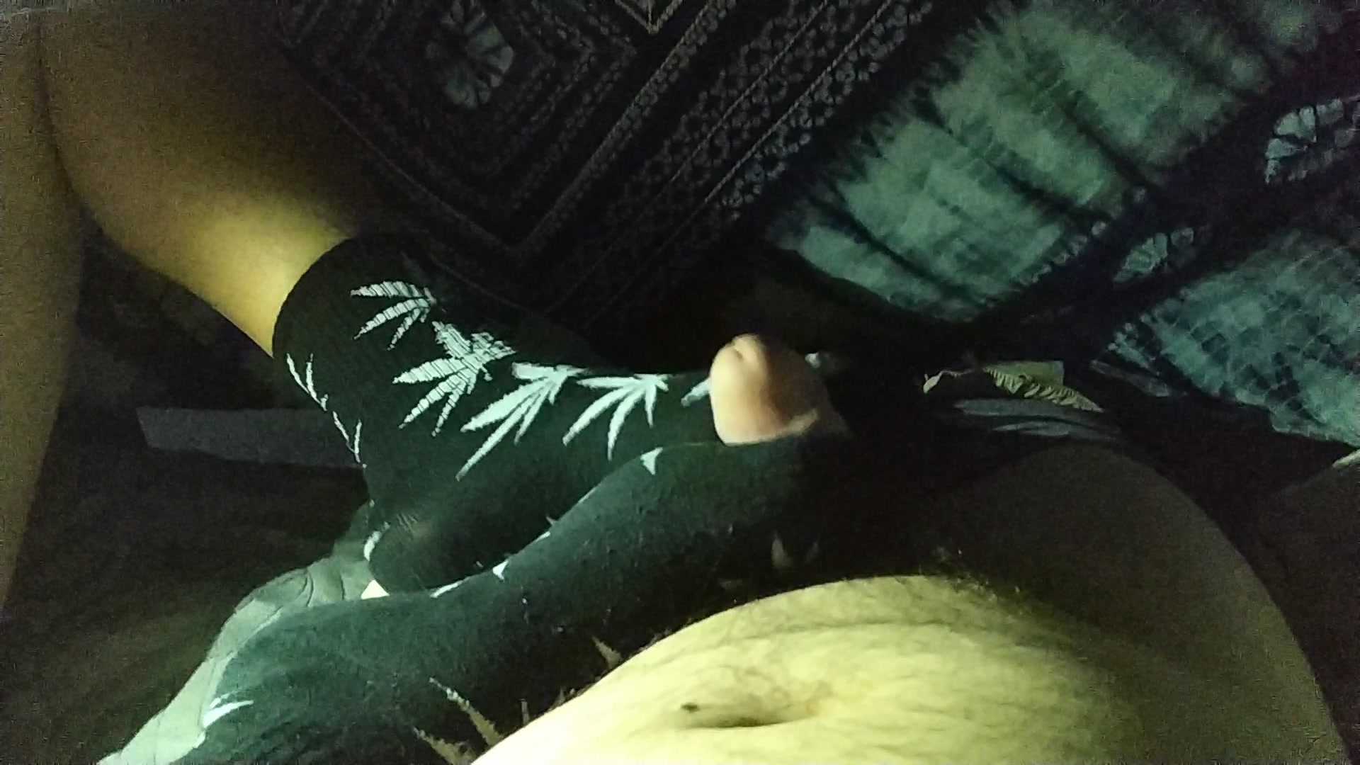 【FOOTJOB】black socks footjob