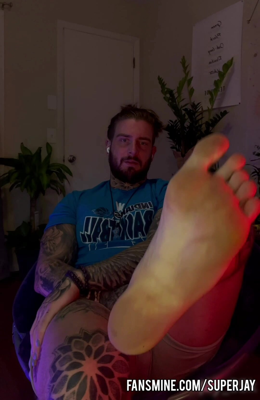 POV: YOU'RE ABOUT TO LICK HIS DIRTY FEET
