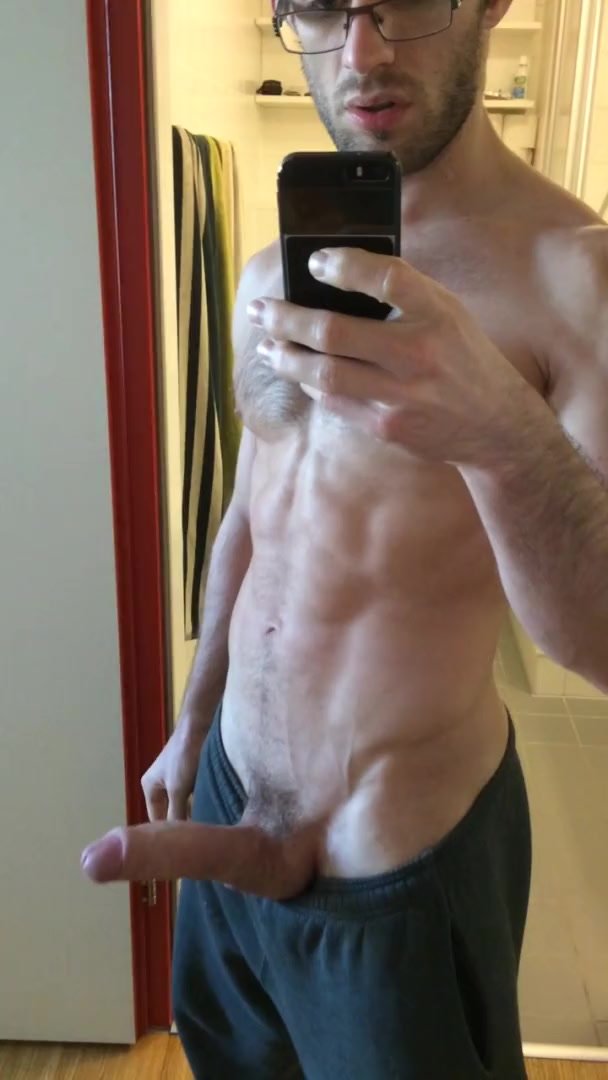 Hot Muscle Jerking off in front of mirror - video 2