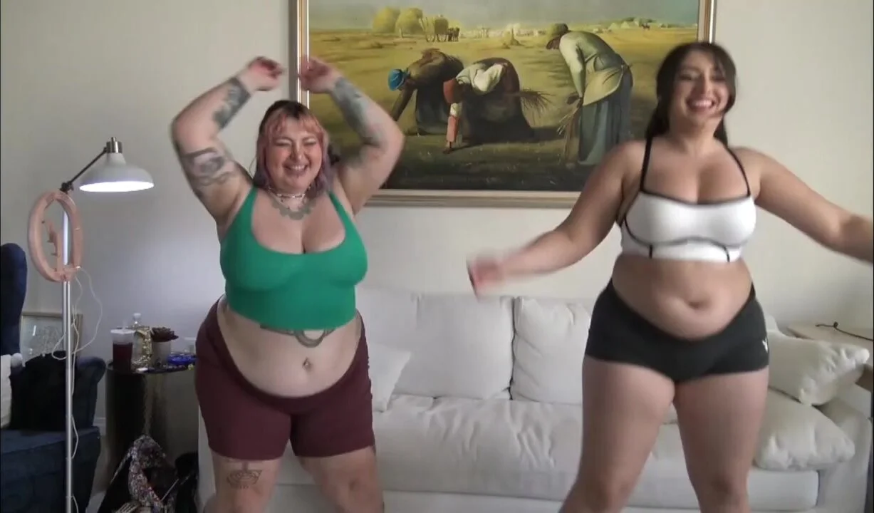 Lesbian: bbw workout and fail 8 - ThisVid.com