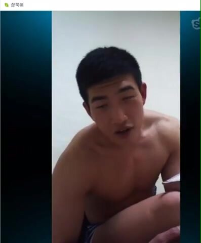 Korean jerk off - video 5