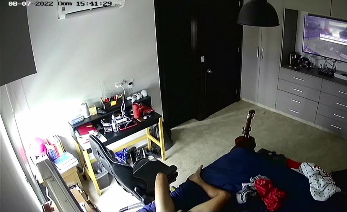 Spy Costa Rican Guy jerking off on ipcam