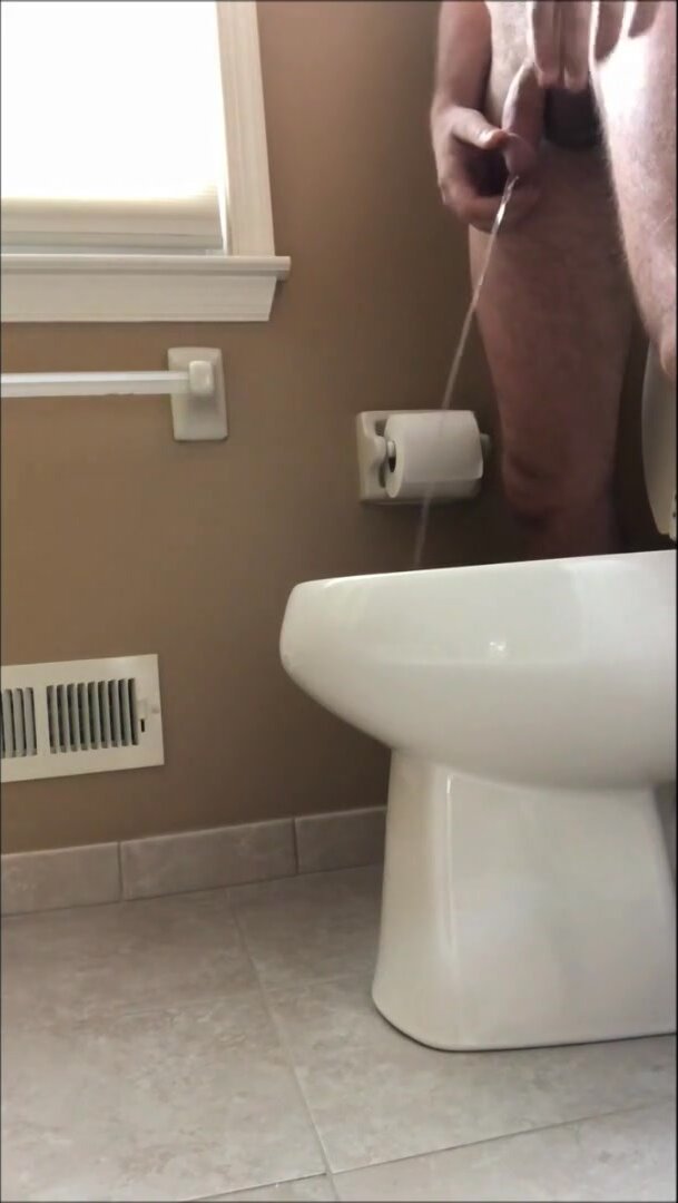 Pissing in Bathroom Floor