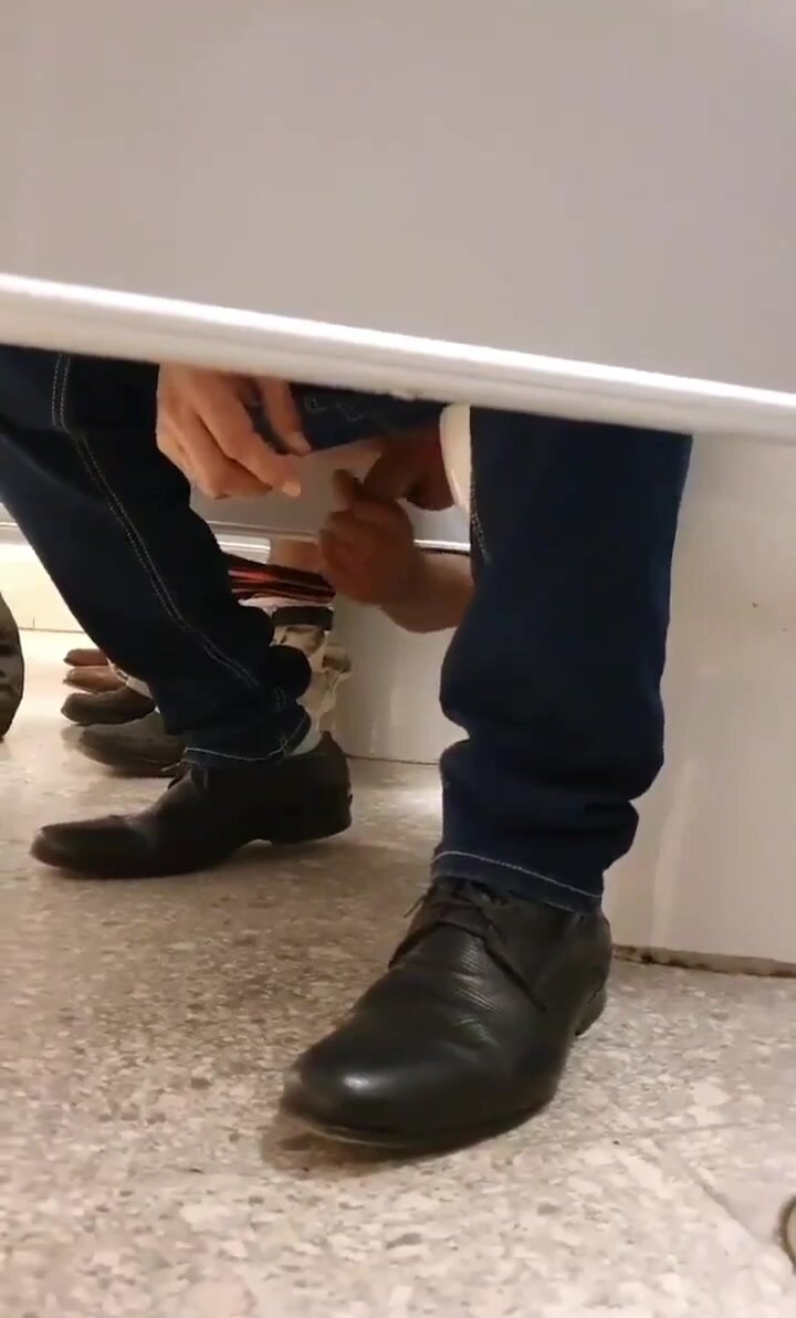 Public wc