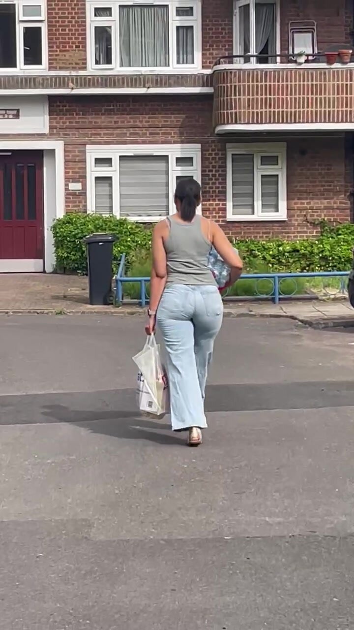 Perfect ass in jeans