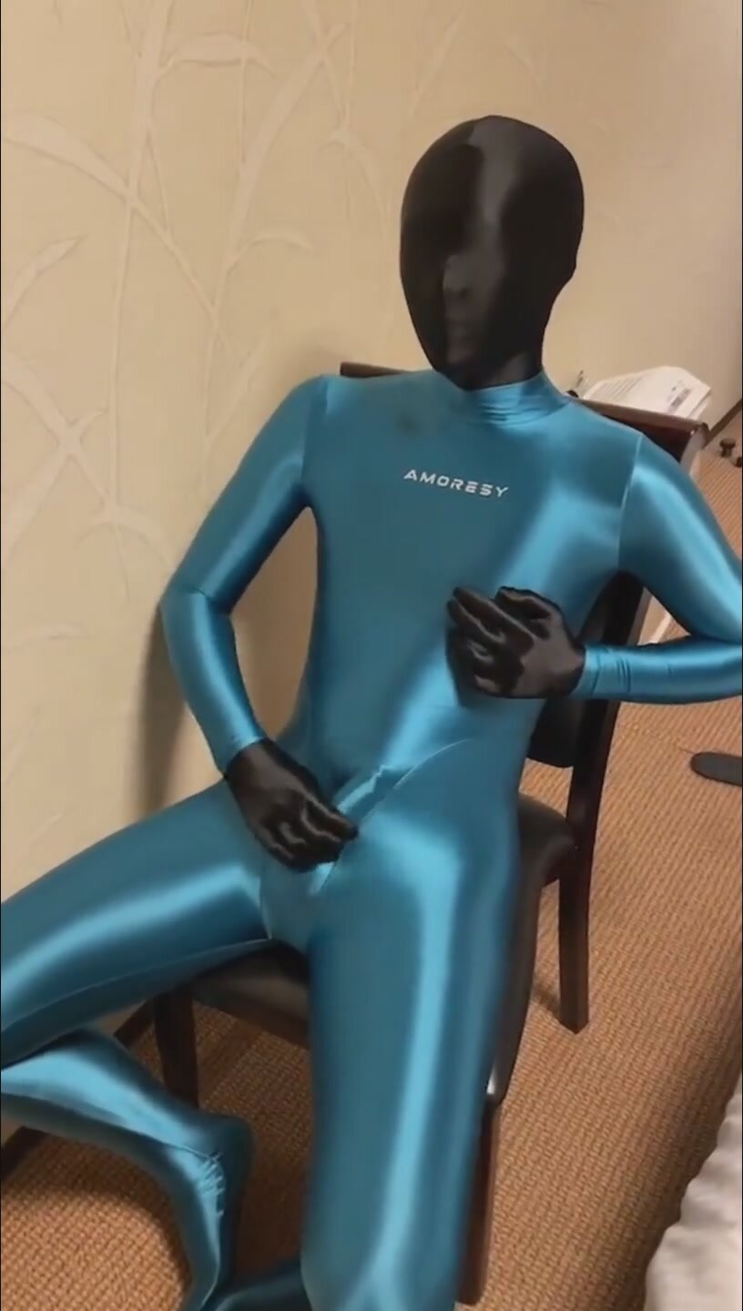 Guy in an Amoresy suit