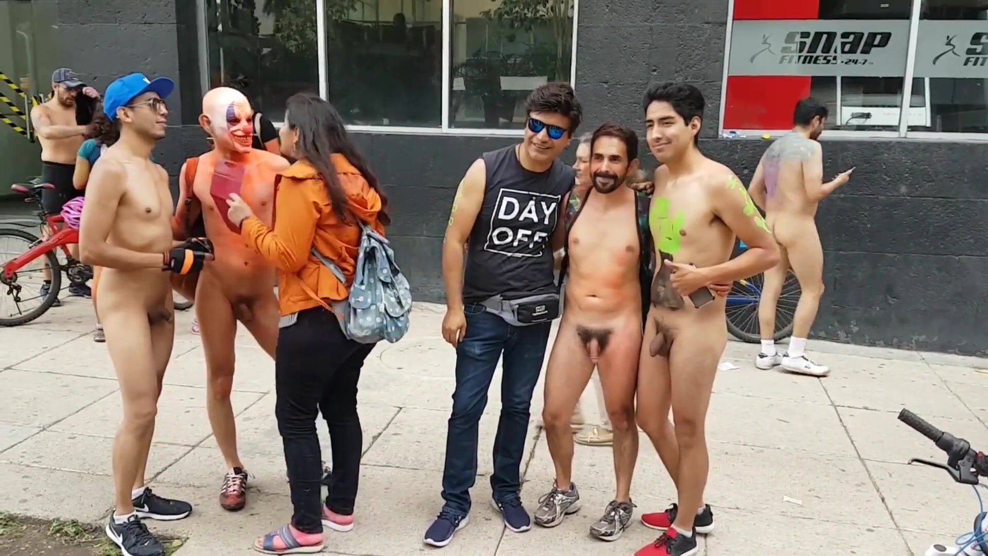 Naked parade in Mexico [HD]