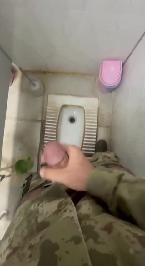 Turkish soldier cumming again