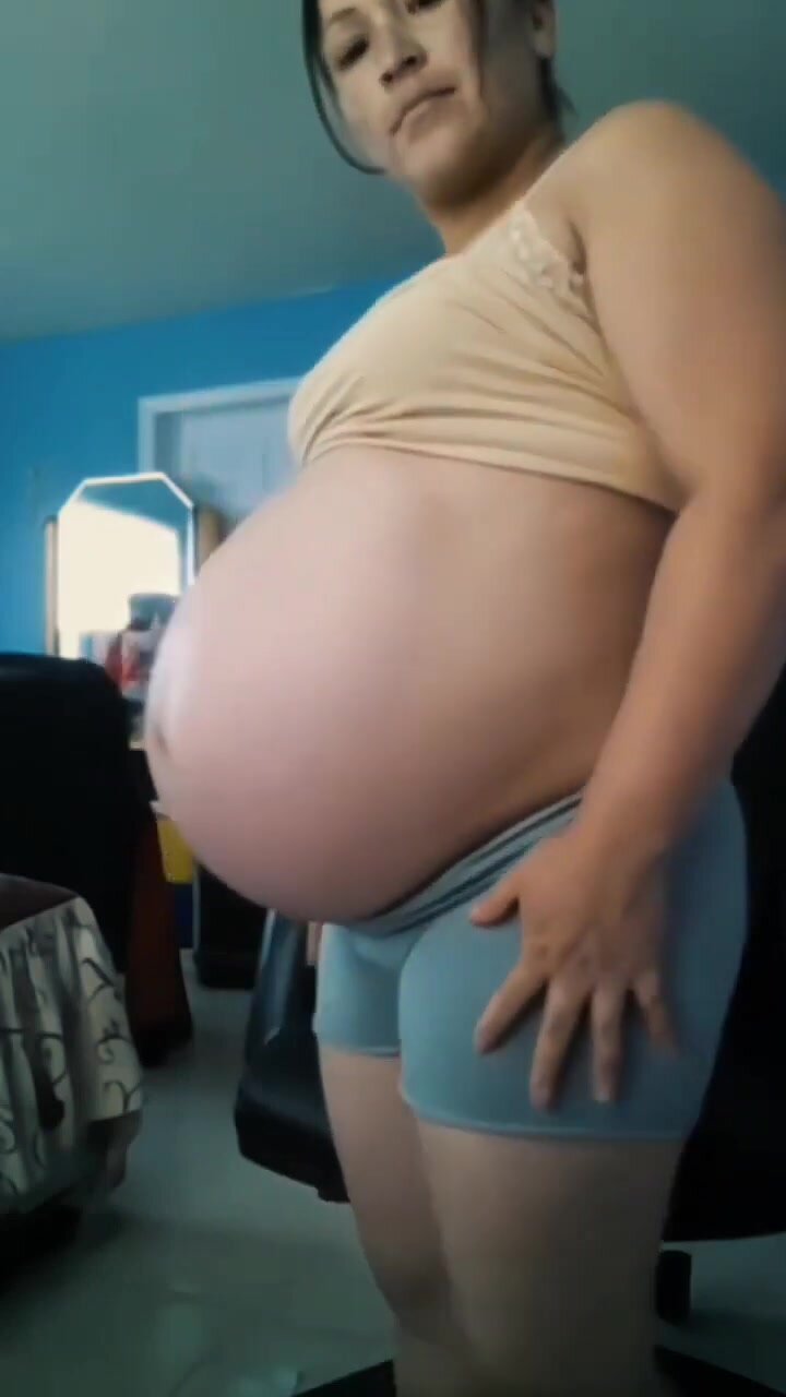huge belly big pregnant