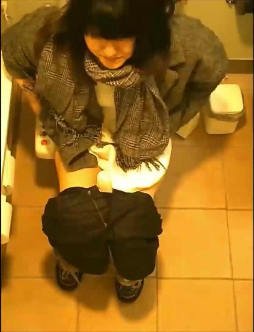 pooping face - video 13