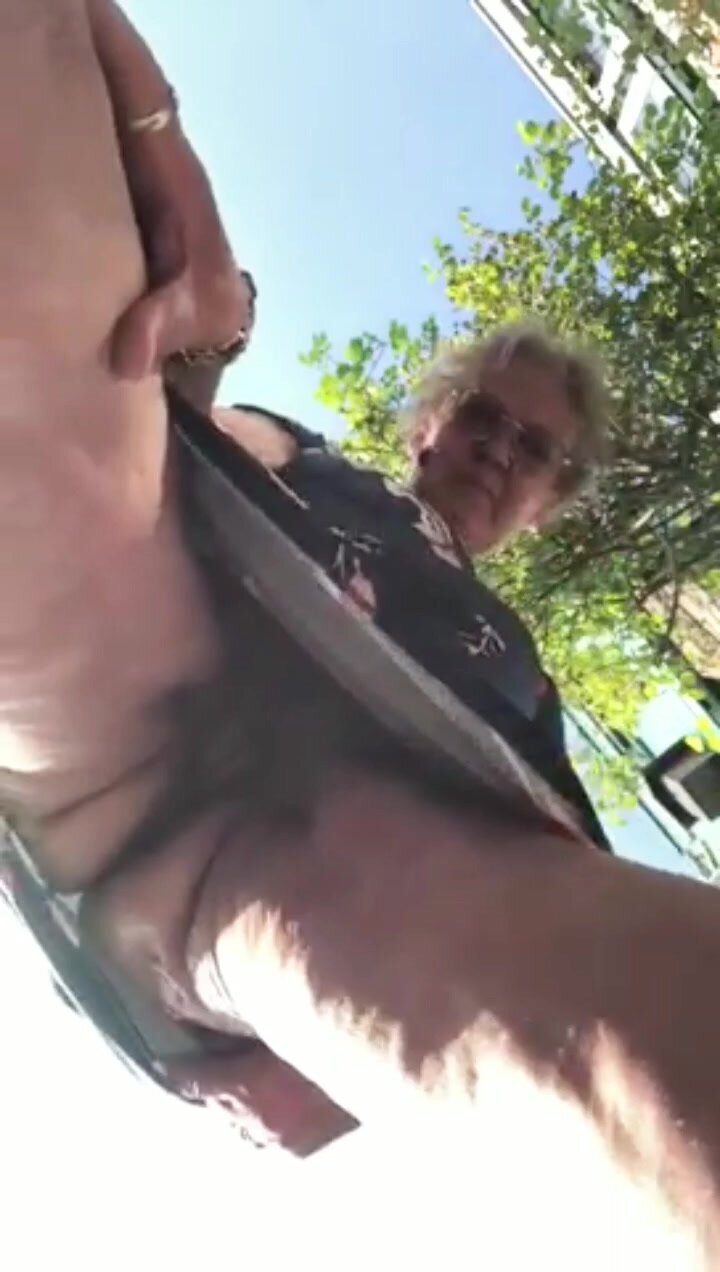 Granny showing pussy in garden
