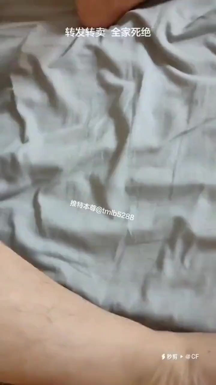 Dad woke up when I sucked his dick
