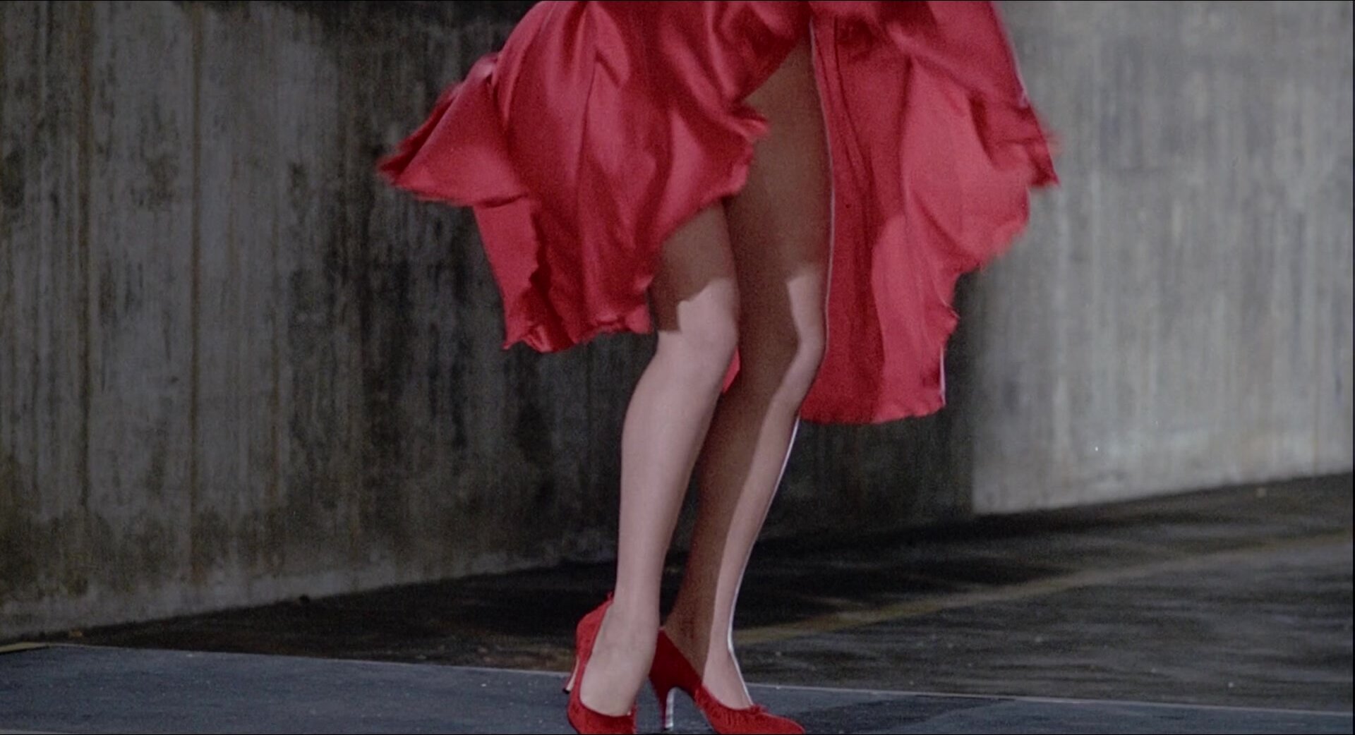 Wind upskirt from Woman in red, 1984 movie