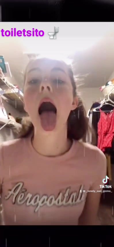 Teen Girl Kaylee Bley- Tongue fetishing