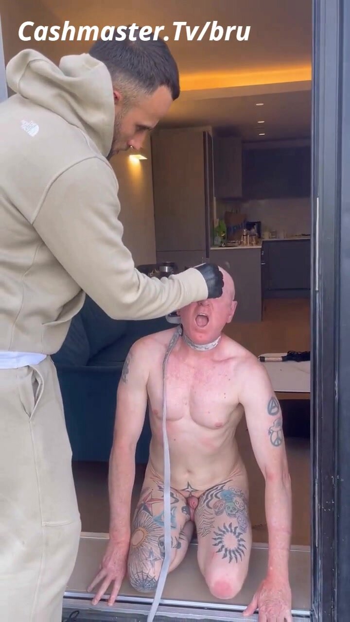 Ashtray: Total Brake Down of a Faggot - ThisVid.com