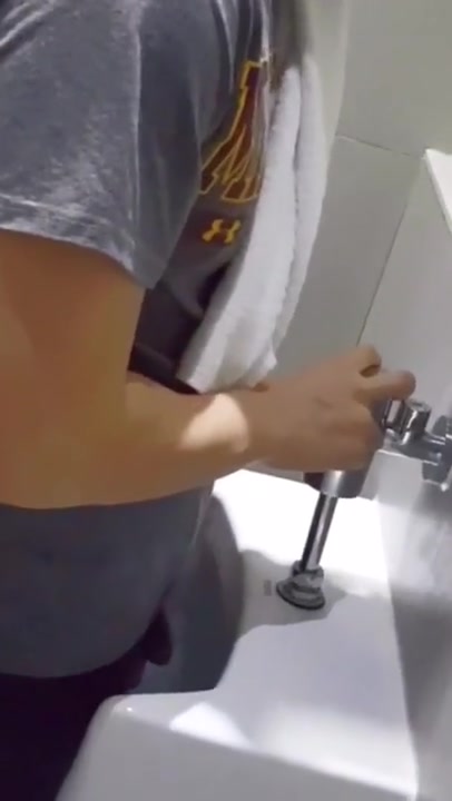 HOT ASIAN BOY IN THE URINAL
