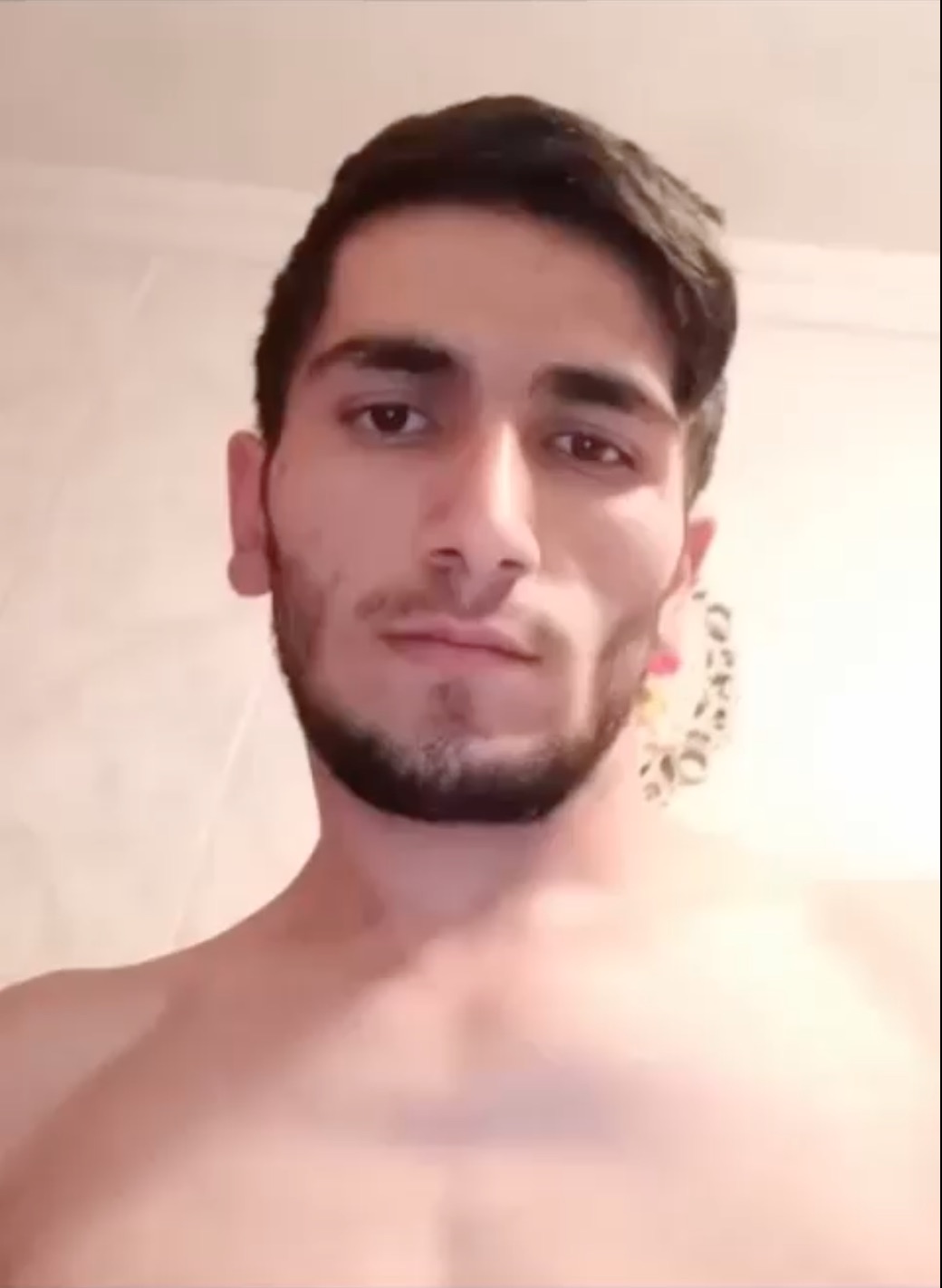 MUSCLE TURKİSH GUY JERKING OFF WİTH BİG DİCK