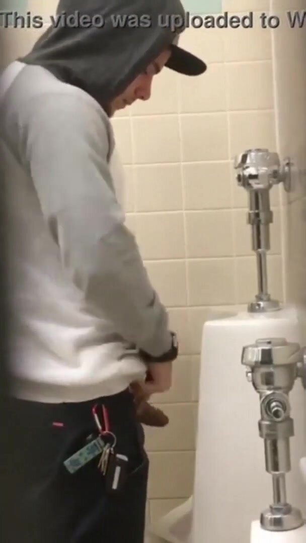 shaking his dick at urinal