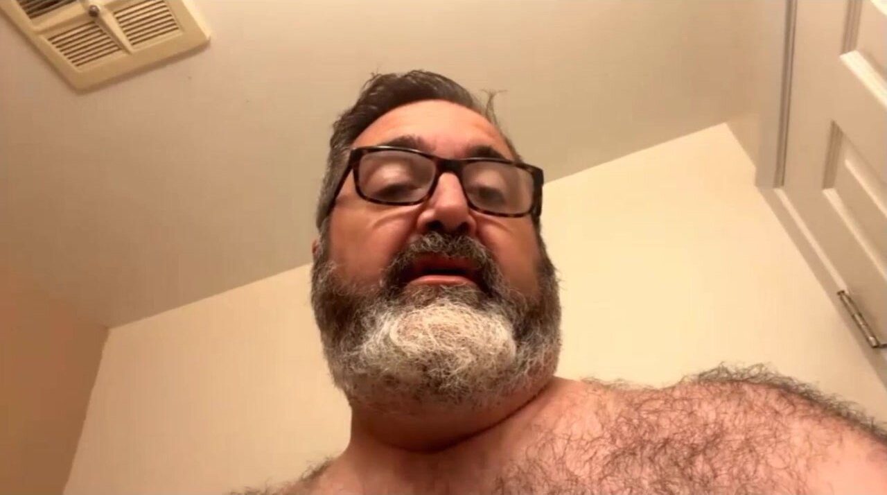 Daddy cums on cam - video 679