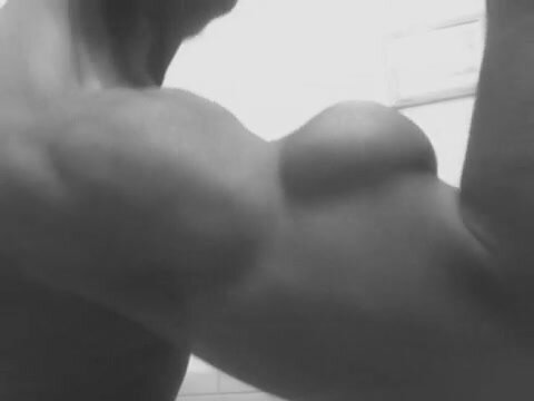 bulbous biceps