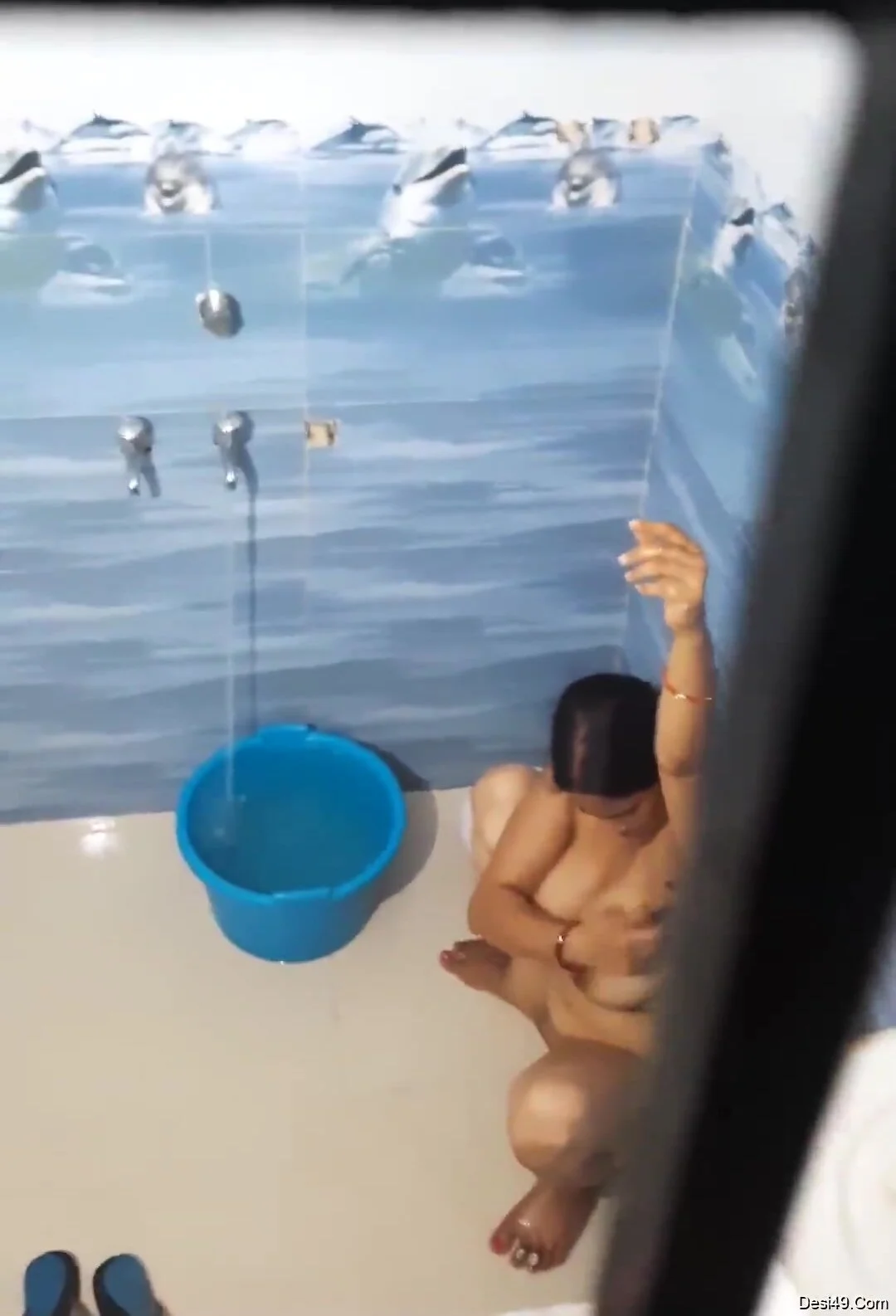 Bhabhi hidden bathing