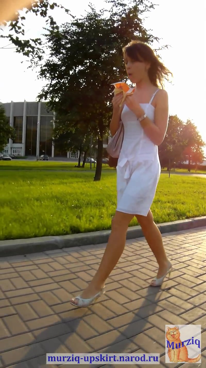 Russian Girls Street Upskirt (2) - video 2