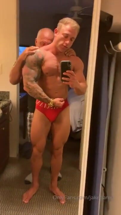muscle bodybuilder worshipped