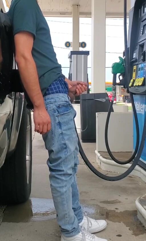 jerking on gas station
