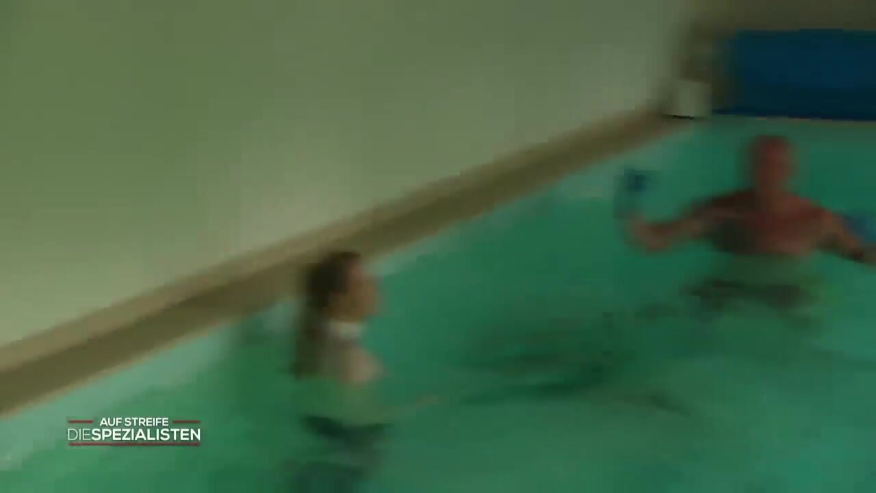 cpr in pool