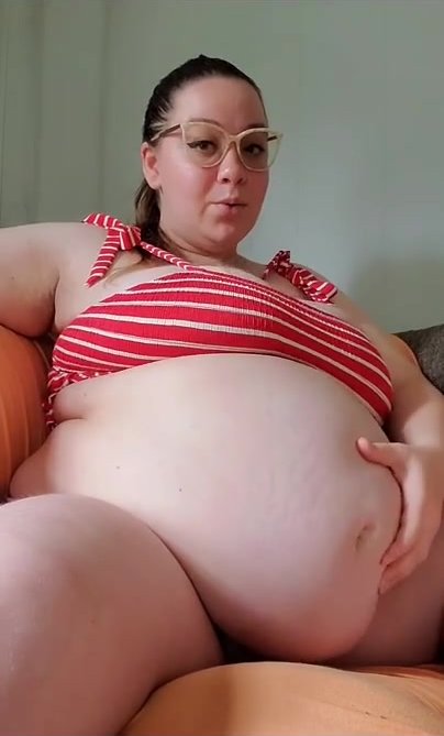 white bbw with her huge fat belly 5