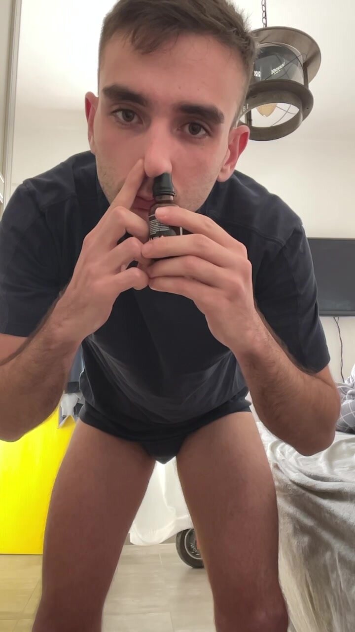 Locked Fag Takes His Poppers