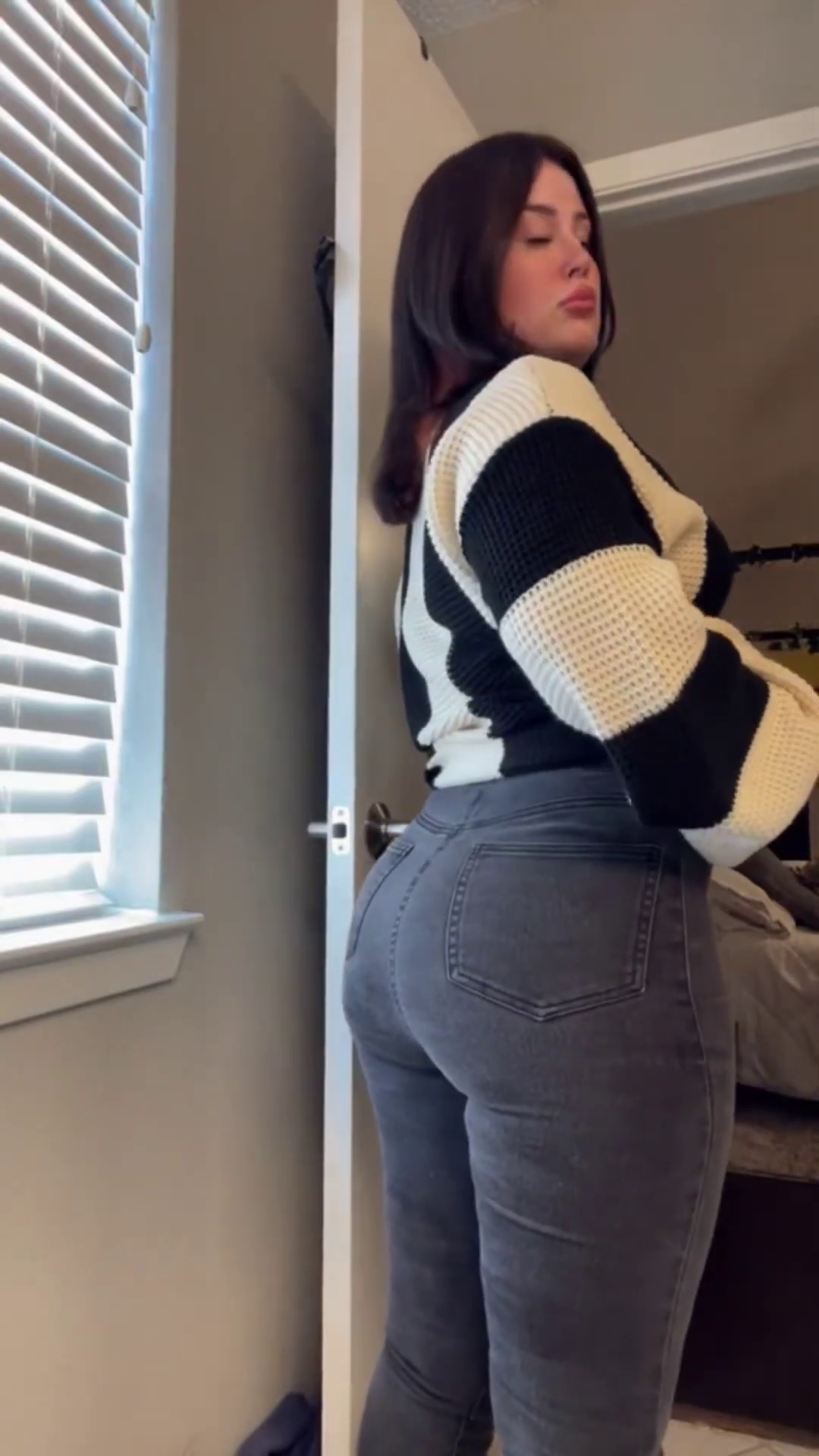 Thicc Girl Fart Compilation