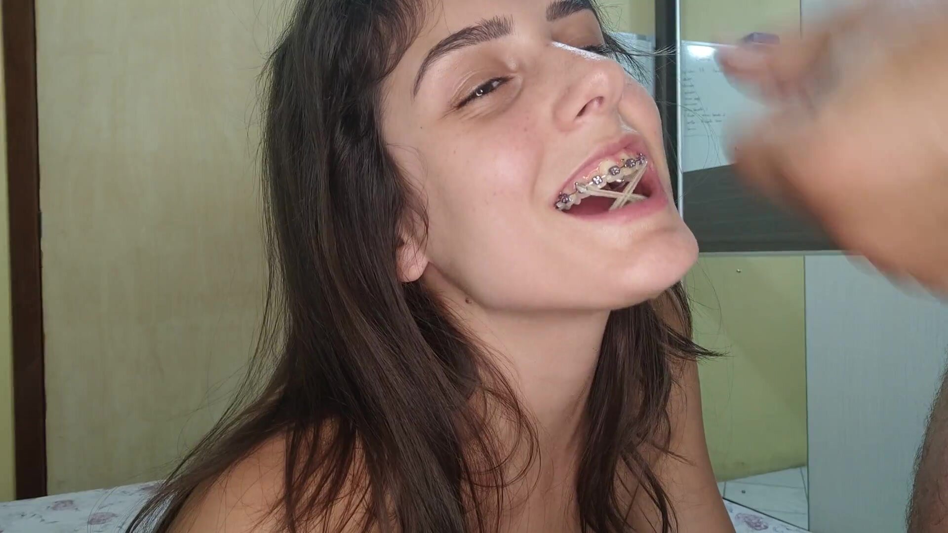 Braces: Cum on her braces - ThisVid.com