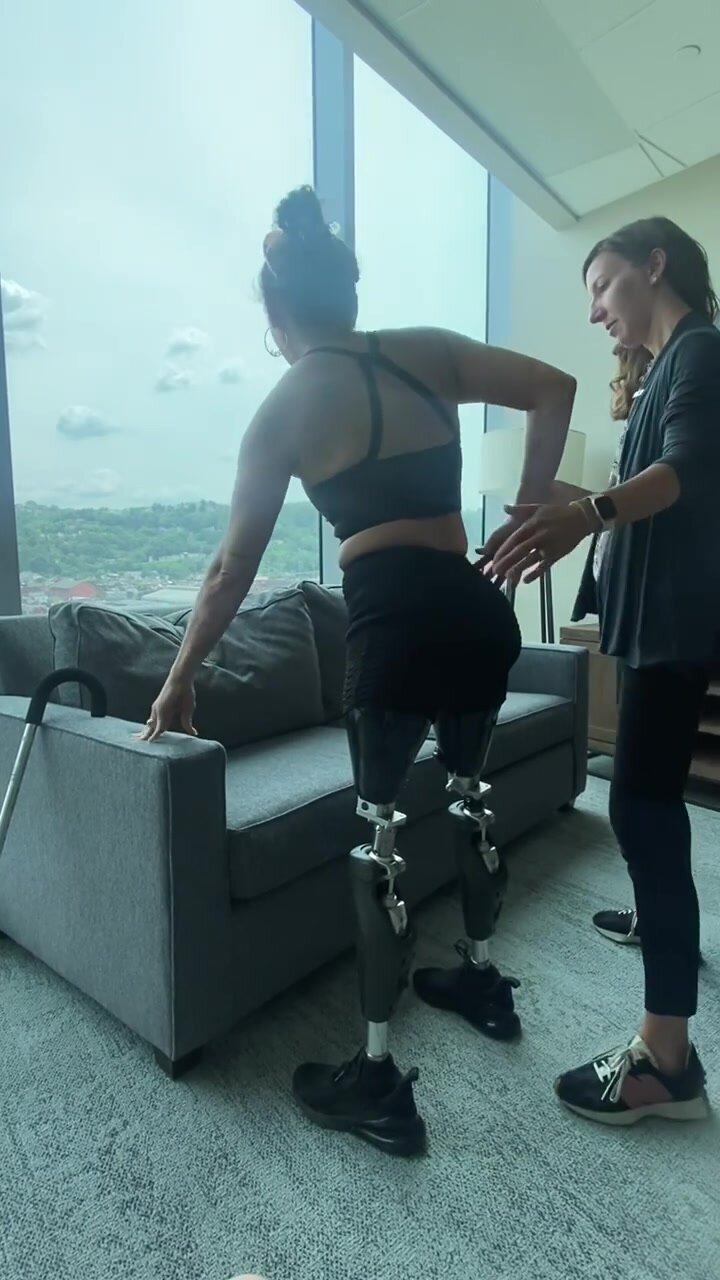 DAK AMPUTEE in prosthetic legs 3