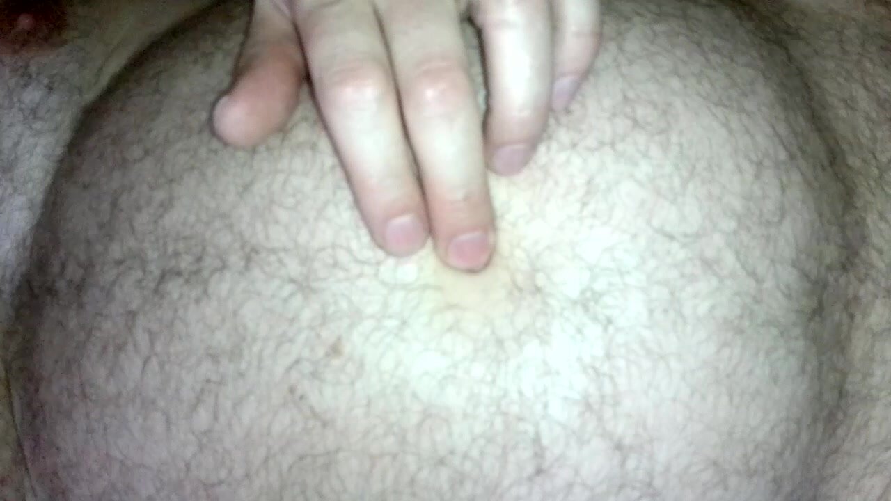 Fingering  my bellybutton