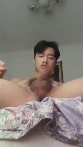 Asian big dick guy